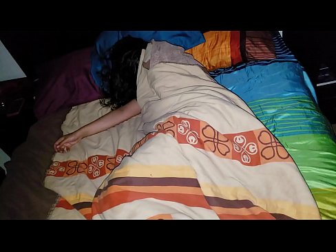 ❤️ Üvey oğul, genç üvey annesini uyurken azarlıyor. ❤ Sert porno bize %tr.liporno.ru ❌️❤